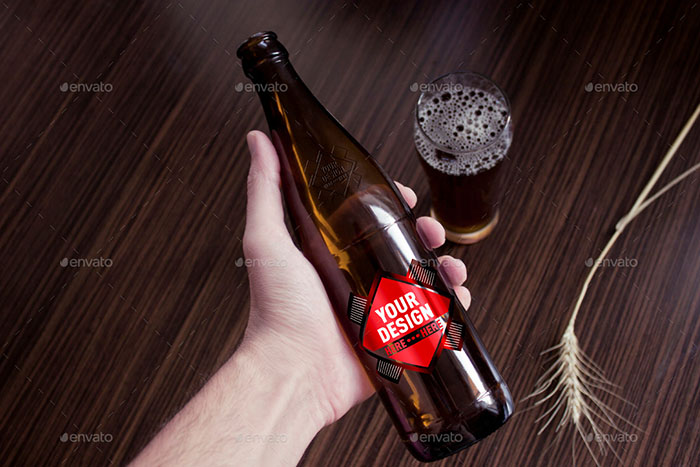 Grapulo’s Beer Bottle Mockup